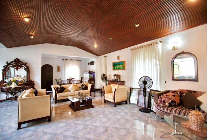House for sale in Nugegoda