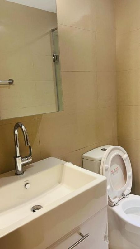 Bathroom - 3 Bedrooms Apartment for Sale in Colombo 5 - PDA124
