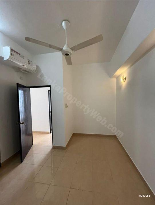 Apartment for sale in Colombo 6