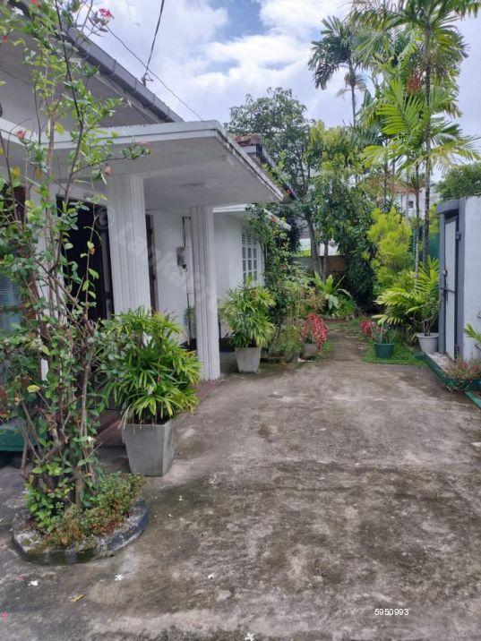 House for sale in Mount Lavinia