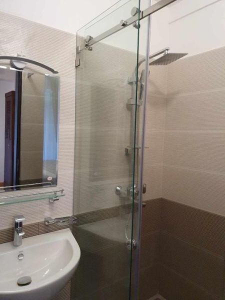 Bathroom - 2 Bedrooms Apartment For Sale In Nuwara Eliya @Lake View Residencies 