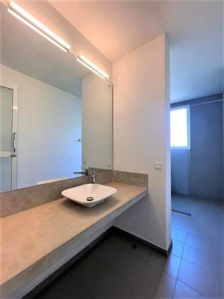 Bathroom - 4 Bedroom House for Sale – Thalawathugoda | LKR 96,000,000 (EM197RK)