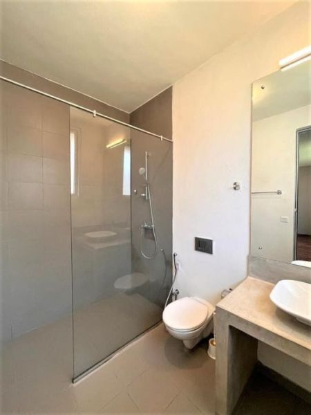 Bathroom - 4 Bedroom House for Sale – Thalawathugoda | LKR 96,000,000 (EM197RK)
