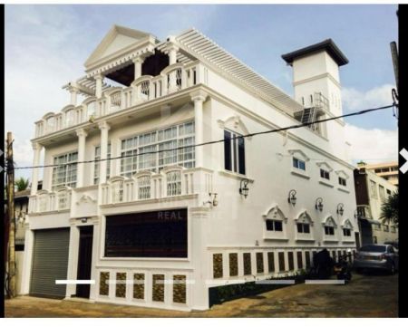 Exterior - Large House For Rent in Colombo 03 (BPO Welcome)