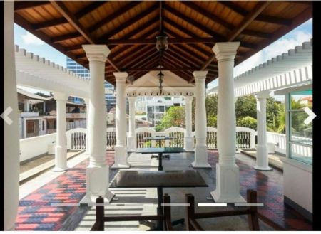 Living Room - Large House For Rent in Colombo 03 (BPO Welcome)