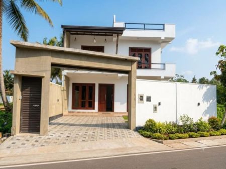 Exterior - Brand New 4-bedroom House For Sale – Polgasowita