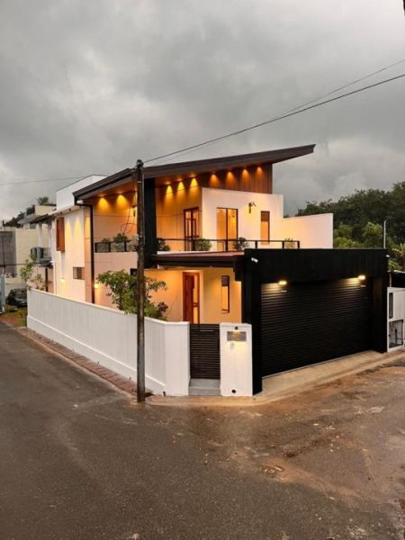 Exterior - Brand New Luxury Villa For Sale – Malabe