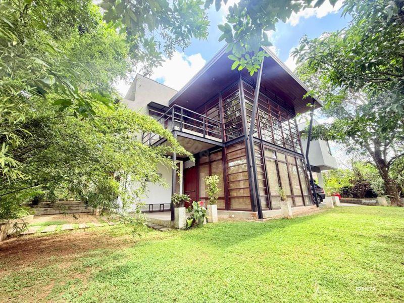 House for sale in Kaduwela