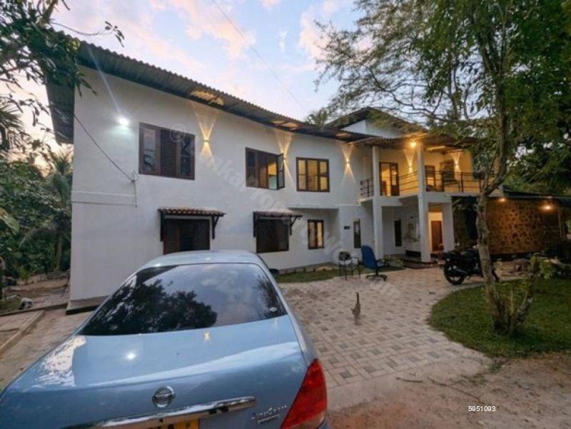 Exterior - House for sale in Gampaha
