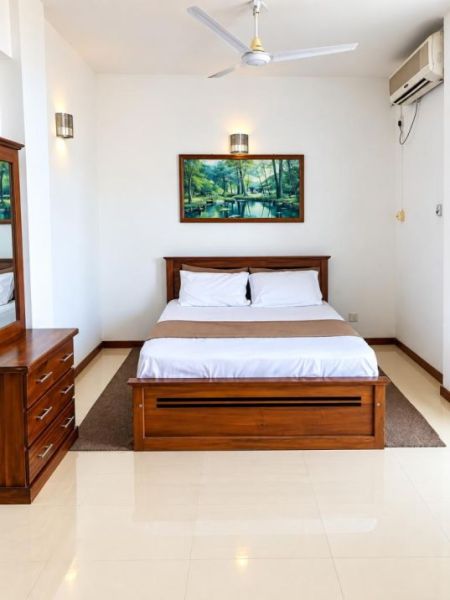 Bedroom - Fully-furnished Penthouse Apartment for Sale - Edmonton Residencies, Colombo 6