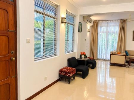Living Room - Fully-furnished Penthouse Apartment for Sale - Edmonton Residencies, Colombo 6