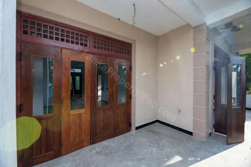 Bungalow for sale in Galle