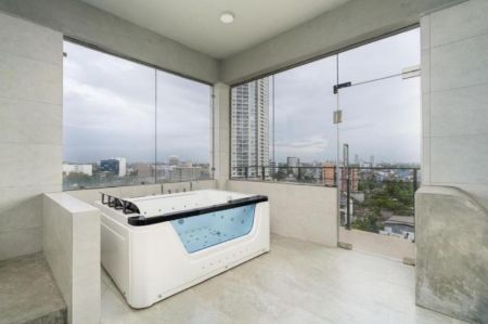 Bathroom - Rajagiriya verge 3 BR Penthouse for Sale 