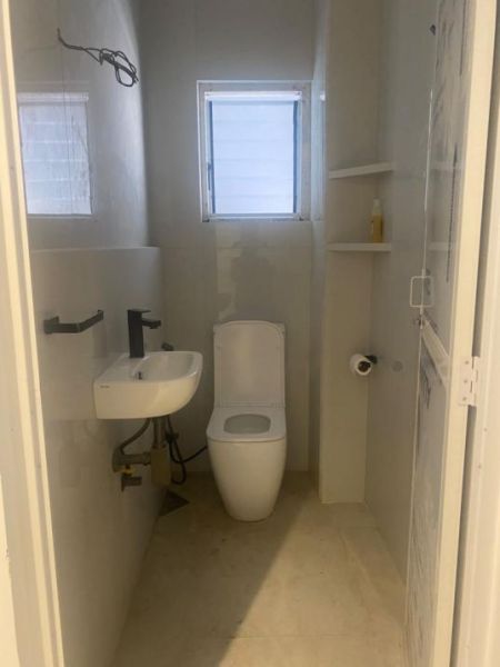 Bathroom - (NAR873) Newly Renovated Luxury Apartment for Rent in Colombo 5