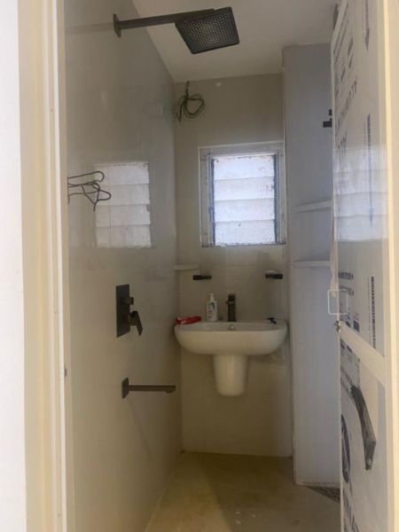 Bathroom - (NAR873) Newly Renovated Luxury Apartment for Rent in Colombo 5