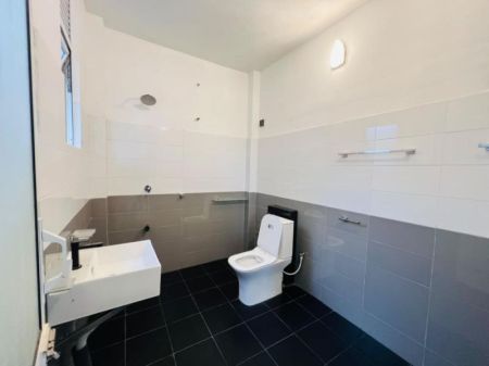Bathroom - (AH298) 3-Storey Architecture Designed House for Sale in Homagama