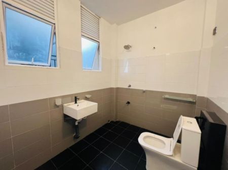 Bathroom - (AH298) 3-Storey Architecture Designed House for Sale in Homagama