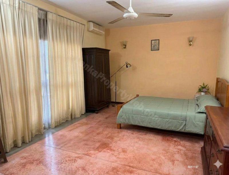 House for sale in Nugegoda