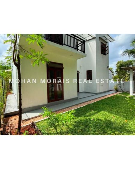 Exterior - House for Sale  Sampathwatta - Athurugiriya 