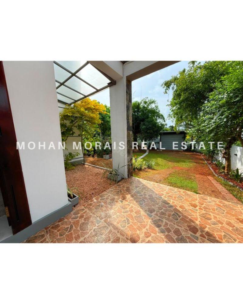 Exterior - House for sale in Athurugiriya