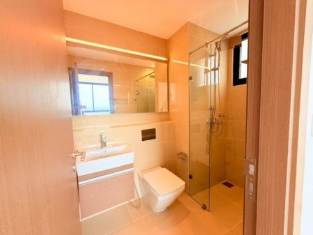 Bathroom - Marina Square 3 BR Brand New Apartment For Sale Colombo 15  