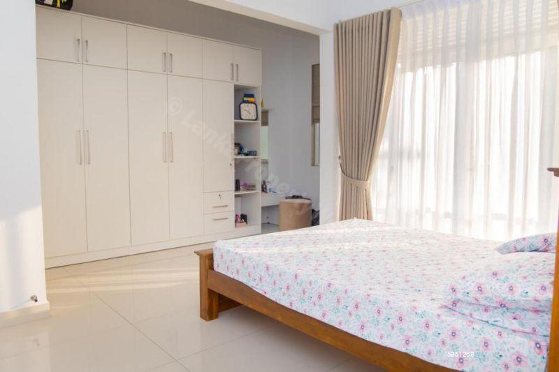 House for sale in Battaramulla