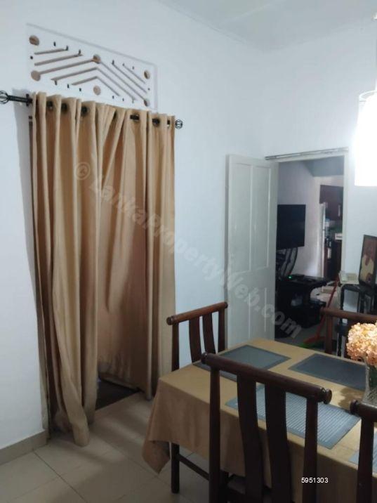 Land with house for sale in Dehiwala