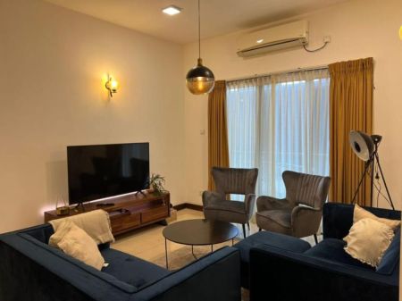 Living Room - Fully Furnished 3 Bedroom Apartment for Sale – Altitude, Colombo 03 | LKR 120,000,000 (EM163JS)
