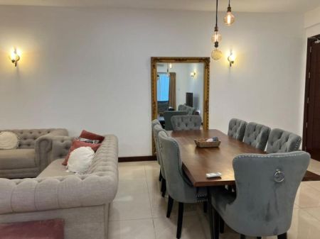 Dining room - Fully Furnished 3 Bedroom Apartment for Sale – Altitude, Colombo 03 | LKR 120,000,000 (EM163JS)
