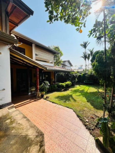 Exterior - 19 Perches Furnished House for Sale - HL53752