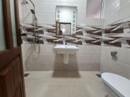 Bathroom - 4 BR Apartment for Sale in Colombo 5- PDA296