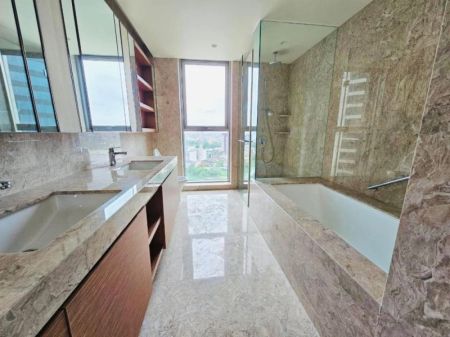 Bathroom - 4 BR Apartment for Sale in Colombo 2- PDA298