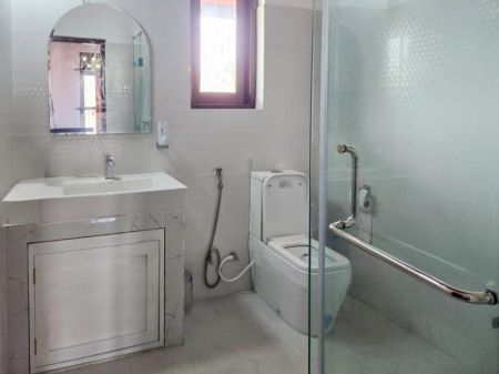 Bathroom - House for Sale - Welisara | LKR 78,000,000
