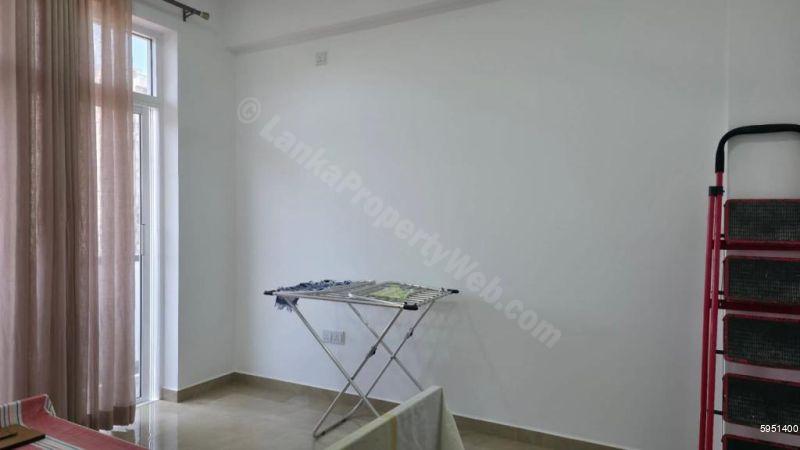 Apartment for sale in Colombo 6