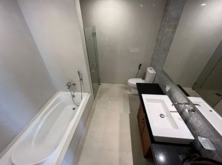 Bathroom -  Emperor - 03 Bedroom Furnished Apartment for Rent in Colombo 03 (A1202)