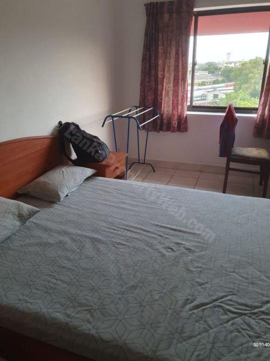 Bedroom - Apartment for sale in Colombo 9