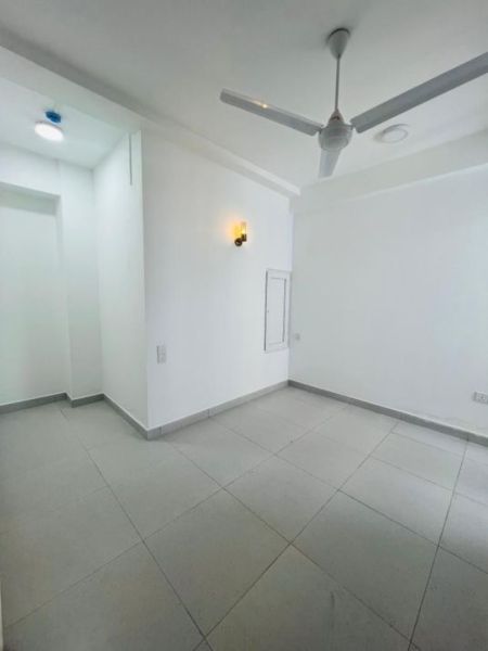 Bathroom - The Cornwall Duplex Semi-furnished Apartment for Sale - A42499