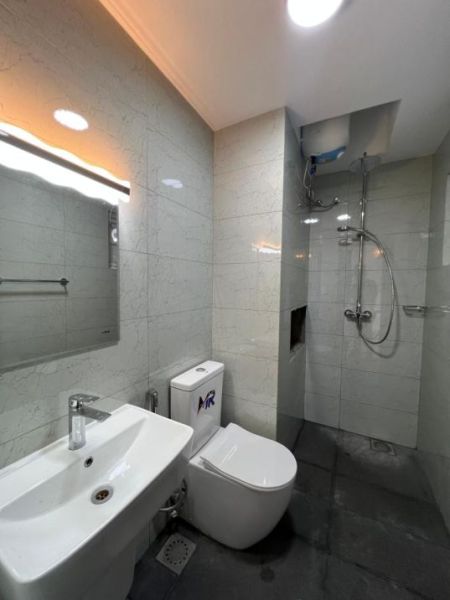 Bathroom - The Cornwall Duplex Semi-furnished Apartment for Sale - A42499