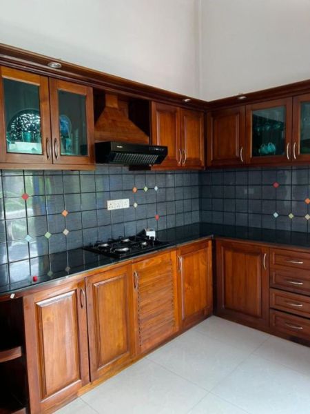 Kitchen - 06 BR, 03 WR, 10 Perches - Two Storey House for Sale in Piliyandala (HST102)