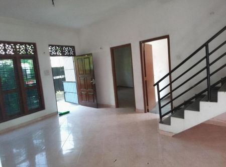 Living Room - 05 BR, 03 WR - Two Storey House for Sale in Kolonnawa, Vijaya Road (HST103)