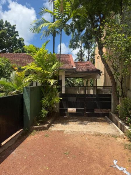 Exterior - House for sale in Nugegoda 