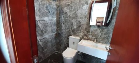 Bathroom - Fully Furnished 3 BR Apartment for Rent at Florida Residencies, Dehiwala | LKR 285,000 per month (EM056MI)