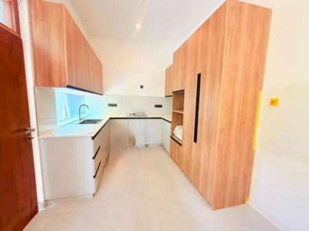 Kitchen - Thalawathugoda Brand-new Modern 3-storey House For Sale 