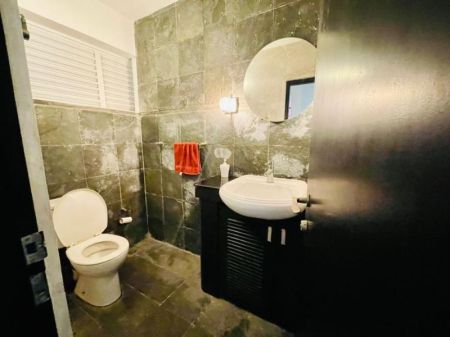 Bathroom - Colombo 07 Super Location Luxury House For Sale 