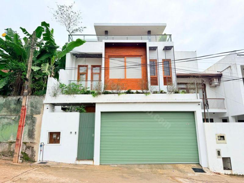 House for sale in Battaramulla
