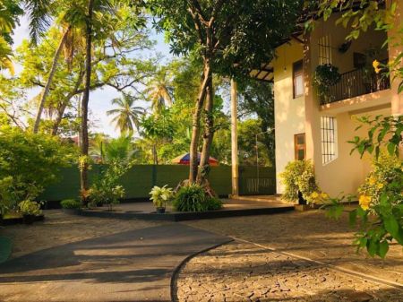 Exterior - (KR579) Furnished Luxury Three Storey House for Rent in Negombo