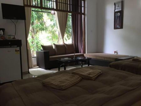 Living Room - (KR579) Furnished Luxury Three Storey House for Rent in Negombo