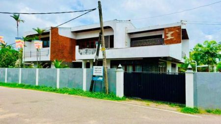 Exterior - (PH1040) Spacious Two Storey  House for Sale in Maharagama
