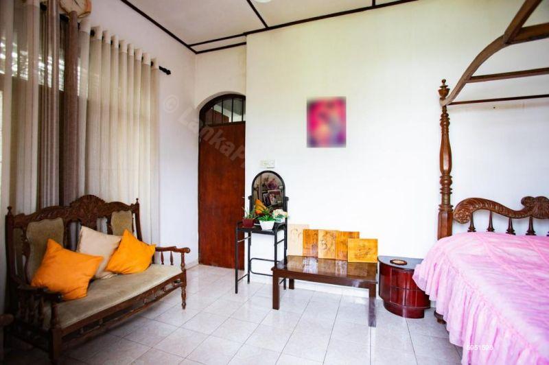 House for sale in Nugegoda
