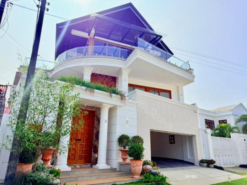 House for sale in Battaramulla